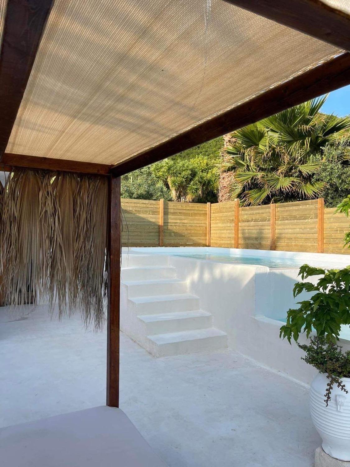 Rustic Hill Private Pool Suites กาลามาตา ภายนอก รูปภาพ