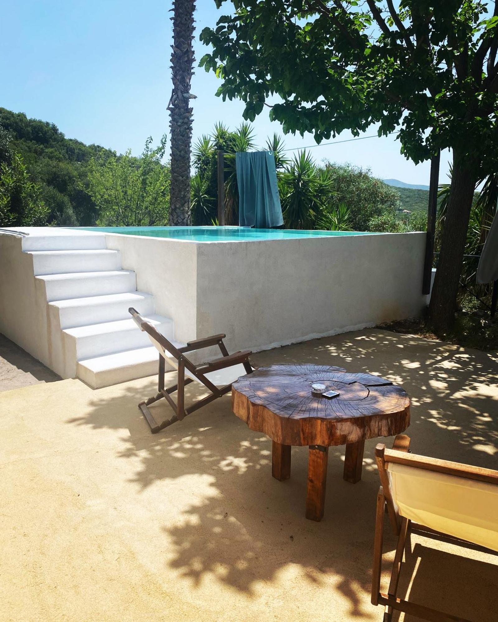 Rustic Hill Private Pool Suites กาลามาตา ภายนอก รูปภาพ